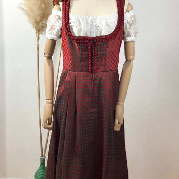 Gorgeous authentic dirndl oktoberfest Halloween - Picture 4 of 8